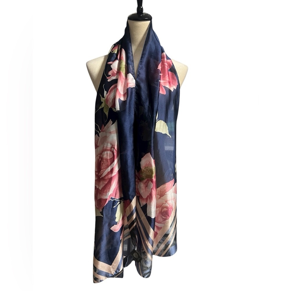 Vince Camuto Dark Blue and Pink Rose Scarf